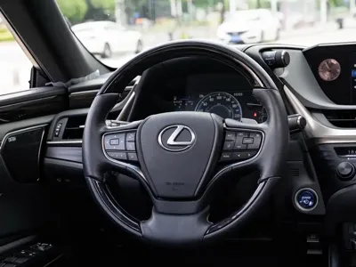 Lexus ES 2020, 39500 км, за 259600 CNY - фото 14