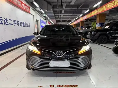 Toyota Camry 2019, 95000 км, за 85000 CNY - фото 1