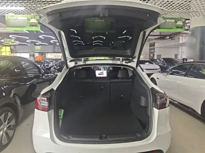 Tesla Model Y 2023, 89800 км, за 159600 CNY - фото 19