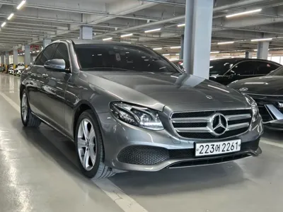 Mercedes-Benz E-Class 2018, 94535 км, за 20400000 KRW