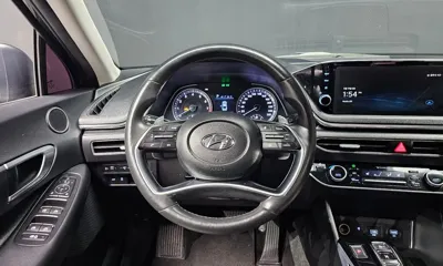 Hyundai Sonata 2020, 121048 км, за 10500000 KRW - фото 12