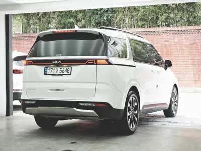 Kia Canival 2023, 45800 км, за 33800000 KRW