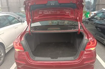 Chevrolet Cavalier 2019, 62400 км, за 44696.65 CNY - фото 22