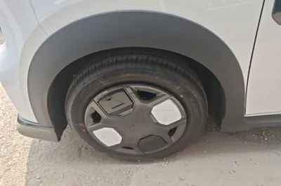 Geely Galaxy Panda 2025, 100 км, за 53615.75 CNY - фото 8