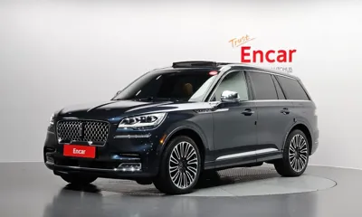 Lincoln Aviator · 2020 год