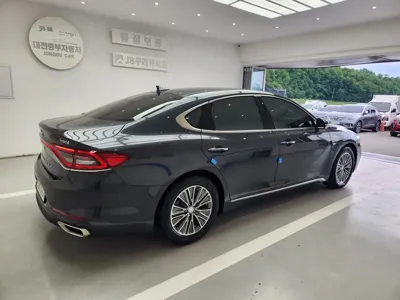 Hyundai Grandeur 2019, 186950 км, за 10500000 KRW