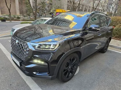 KG_Mobility_Ssangyong Rexton · 2023 год