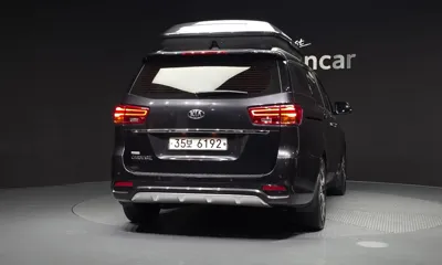 Kia Canival 2019, 58443 км, за 18490000 KRW