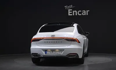 Hyundai Grandeur 2023, 30596 км, за 25500000 KRW