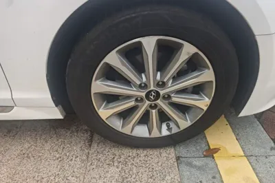 Hyundai Sonata 2015, 56000 км, за 42273.65 CNY - фото 9