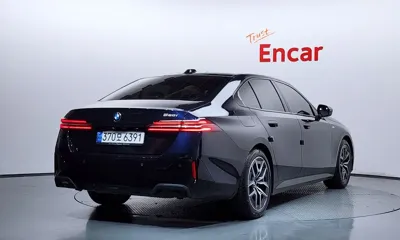 BMW 5-Series 2024, 21921 км, за 56900000 KRW