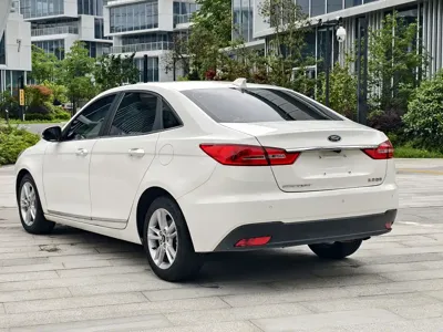 Ford Escort 2020, 60000 км, за 33800 CNY - фото 7