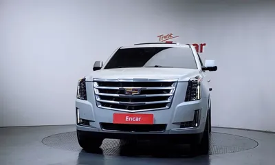 Cadillac Escalade 2018, 121685 км, за 29900000 KRW