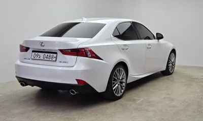 Lexus IS 2014, 90379 км, за 14990000 KRW