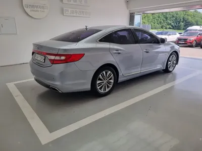 Hyundai Grandeur 2015, 133600 км, за 5500000 KRW - фото 17