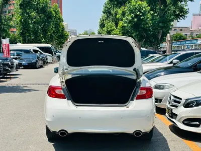 Infiniti Q70 2015, 60000 км, за 73800 CNY - фото 25
