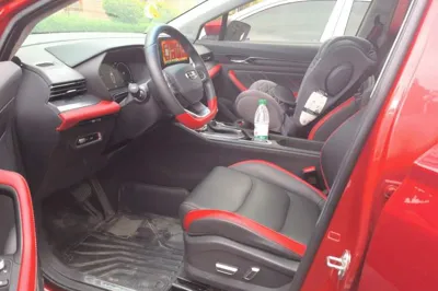 Geely Auto Emgrand S 2021, 32100 км, за 45448.7 CNY - фото 15
