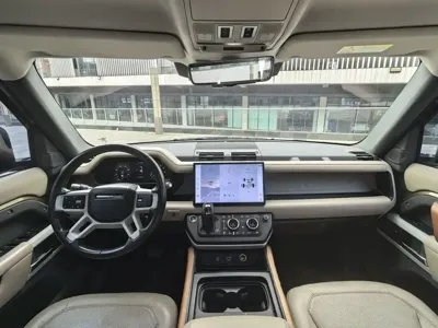 Land Rover Defender 2020, 83000 км, за 438000 CNY - фото 9