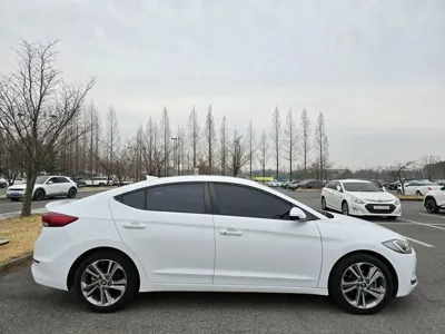Hyundai Avante 2018, 57895 км, за 10900000 KRW - фото 20