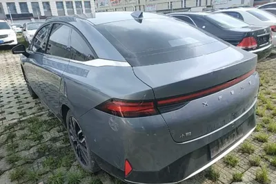 Xpeng P5 2022, 97700 км, за 78124.27 CNY