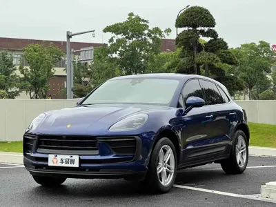 Porsche Macan · 2022 год