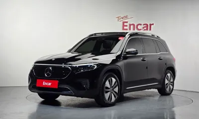 Mercedes-Benz EQB · 2023 год