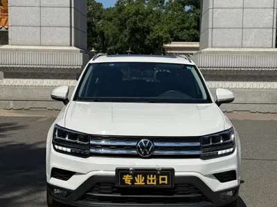 Volkswagen Tharu 2022, 29000 км, за 125800 CNY