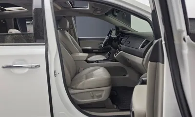 Kia Canival 2016, 137365 км, за 11000000 KRW - фото 26
