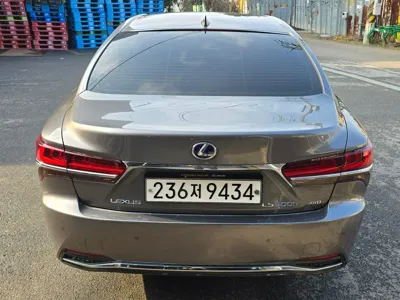 Lexus LS 2018, 142000 км, за 50500000 KRW