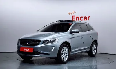 Volvo XC60 · 2015 год