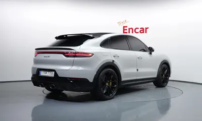 Porsche Cayenne 2023, 34000 км, за 159000000 KRW