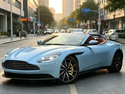 Aston Martin DB11 · 2020 год