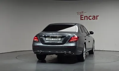 Mercedes-Benz E-Class 2018, 70218 км, за 23500000 KRW - фото 4