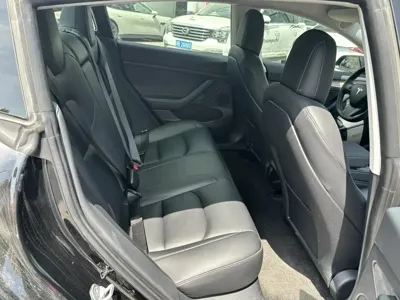 Tesla Model 3 2023, 36000 км, за 114200 CNY - фото 11