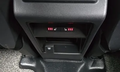 Land Rover Discovery Sport 2017, 91157 км, за 12500000 KRW - фото 27