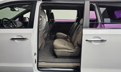 Kia Canival 2019, 151905 км, за 9500000 KRW - фото 11