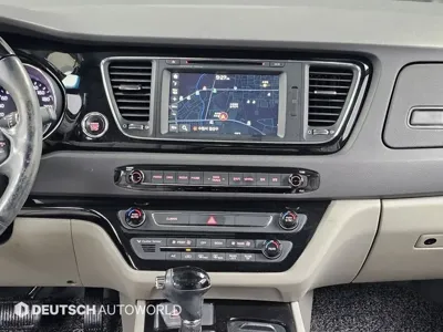 Kia Canival 2016, 152087 км, за 10200000 KRW - фото 14