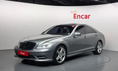 Mercedes-Benz S-Class · 2012 год