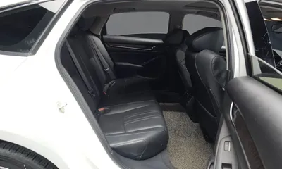 Honda Accord 2018, 124236 км, за 11500000 KRW - фото 11