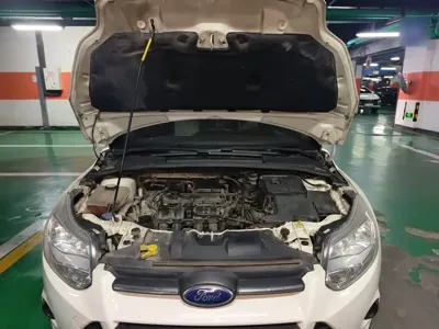 Ford Focus 2015, 71200 км, за 21600 CNY - фото 16