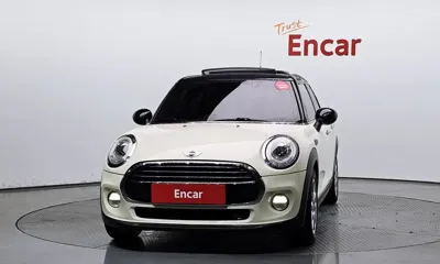 MINI Cooper 2018, 64041 км, за 14500000 KRW