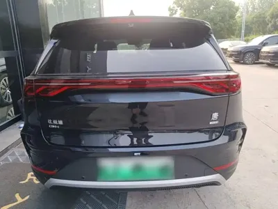 BYD Tang New Energy 2025, 6700 км, за 142000 CNY - фото 6