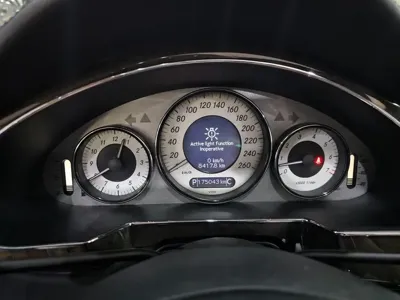 Mercedes-Benz CLS-Class 2010, 175045 км, за 5400000 KRW - фото 6