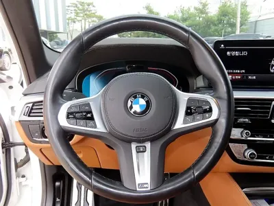 BMW 5-Series 2023, 61089 км, за 34000000 KRW - фото 8