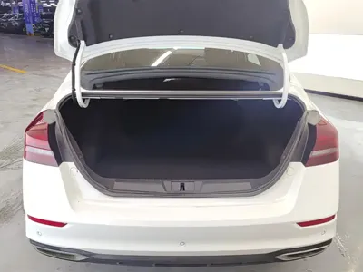 Geely Emgrand 2021, 60400 км, за 36600 CNY