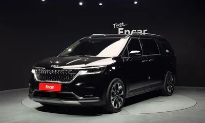 Kia Canival · 2023 год