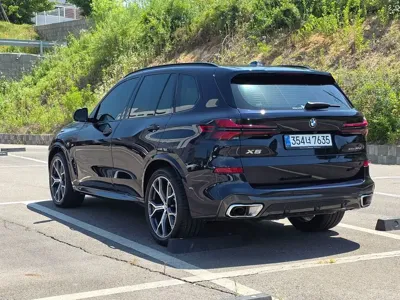BMW X5 2025, 5780 км, за 139000000 KRW - фото 2