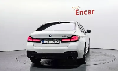 BMW 5-Series 2022, 52907 км, за 47770000 KRW - фото 4
