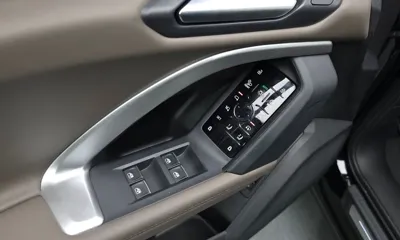 Audi Q5 2025, 9323 км, за 76900000 KRW - фото 30