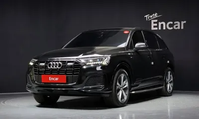 Audi Q7 · 2022 год
